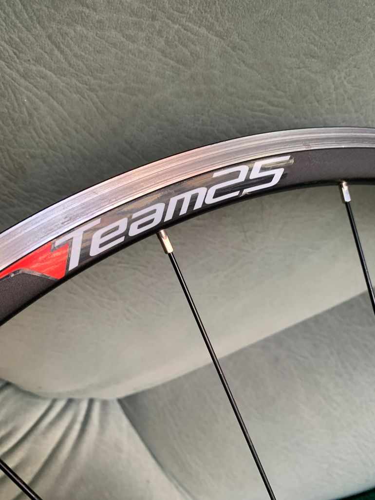 Used Vision Team 25 Wheelset bike — image 8 of 12