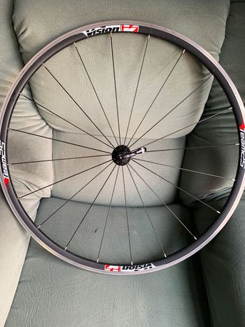 Used Vision Team 25 Wheelset bike — image 9 of 12