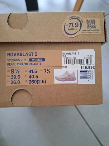Used Asics Novablast 5 Taille 41,5 2026 bike — image 4 of 6