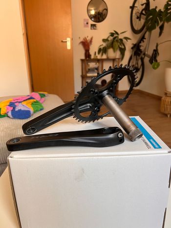 Used Shimano GRX FC-RX610-1 Crankset 2025 bike — image 2 of 4