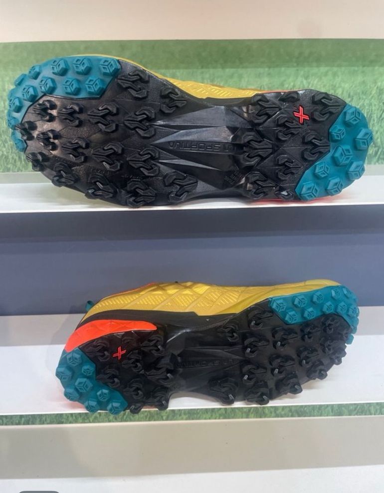 Used La Sportiva Akyra II 45 2026 bike — image 3 of 14