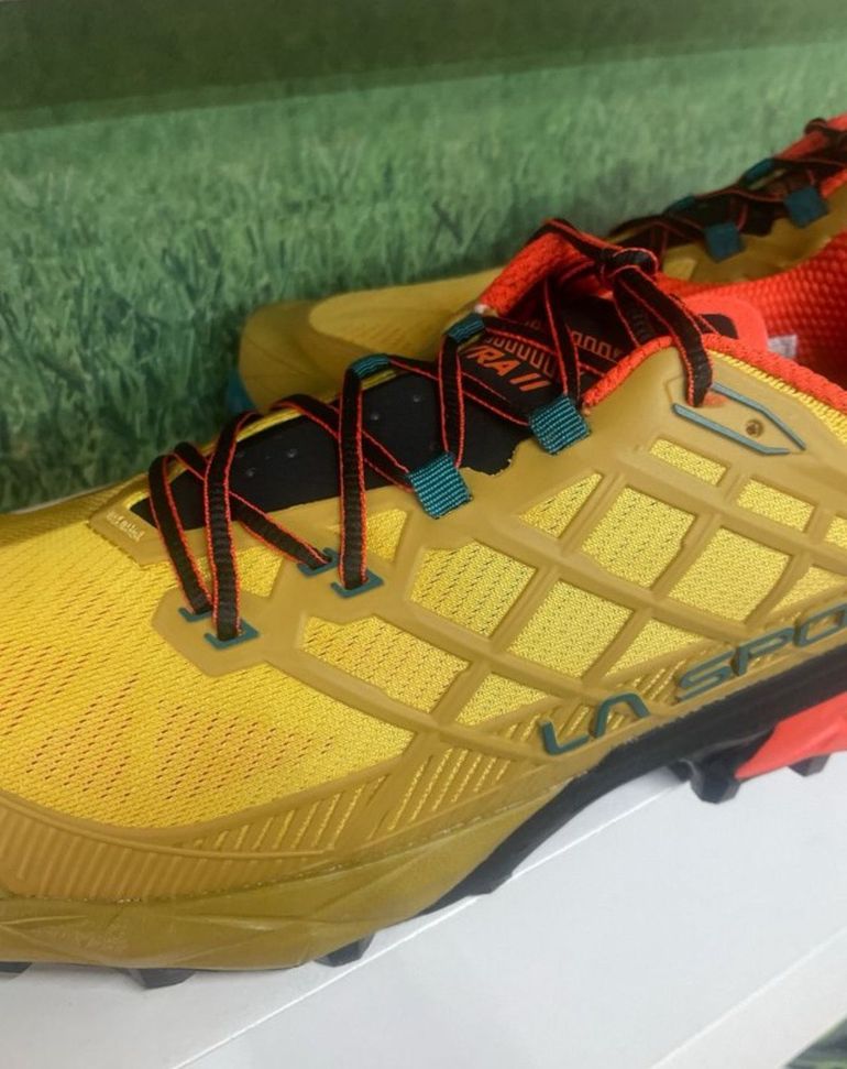 Used La Sportiva Akyra II 45 2026 bike — image 7 of 14