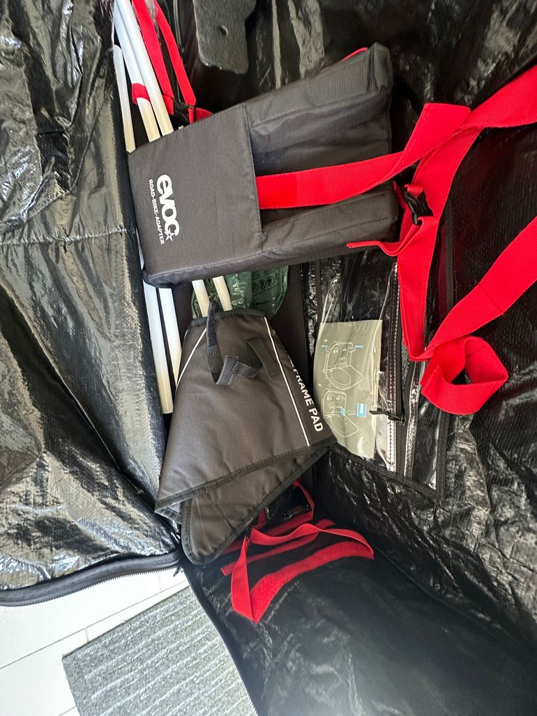 Used EVOC Bike Travel Bag Pro 2018 bike — image 11 of 16