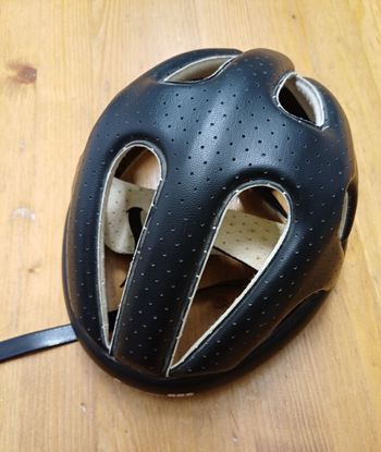 Used Cinelli Casco In Pelle Nero Circonferenza 56 cm bike — image 3 of 4