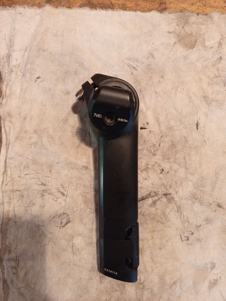 Used Trek Madone Gen 8 Seatpost bike — image 1 of 3