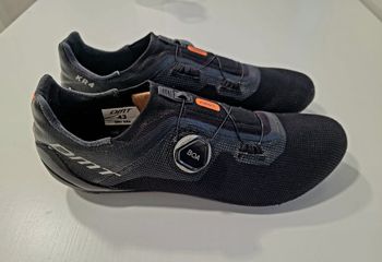 Used Dmt KR4 bike