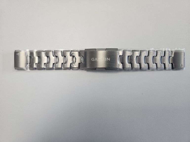 Used Garmin QuickFit 22mm Titanium Bracelet 2026 bike — image 1 of 4