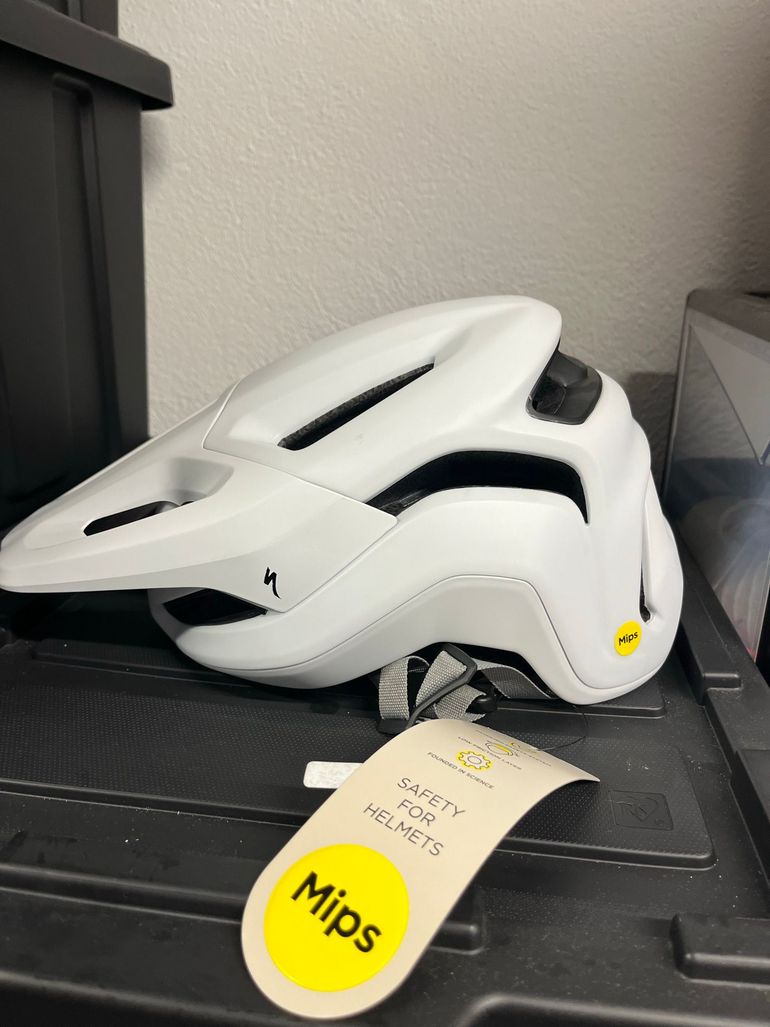 Used Specialized AMBUSH 2 2025 bike — image 1 of 4