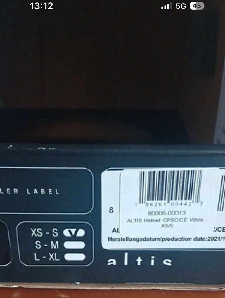 Used 100% Altis Helmet bike — image 5 of 6