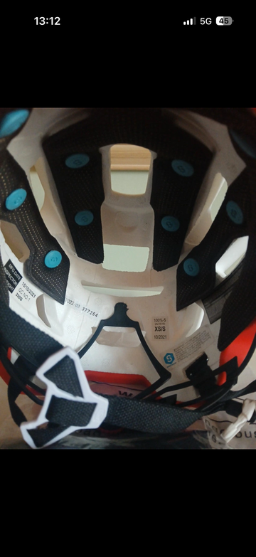 Used 100% Altis Helmet bike — image 3 of 6