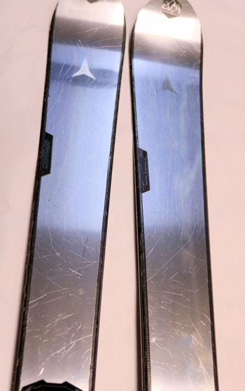 Used Atomic Volant 5000 Skis 150cm 2025 bike — image 4 of 8