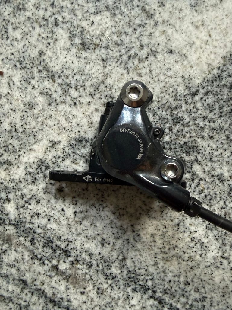 Used Shimano BR-R8070 Bremssättel bike — image 4 of 6