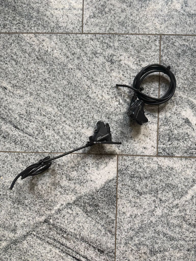 Used Shimano BR-R8070 Bremssättel bike — image 2 of 6