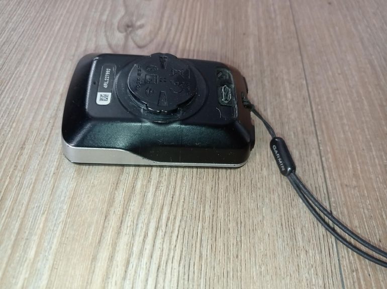 Used Garmin Edge 820 GPS Cycling Computer bike — image 7 of 11