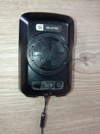 Used Garmin Edge 820 GPS Cycling Computer bike — image 10 of 11