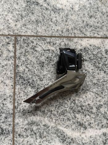 Used Shimano Ultegra R8000 2020 bike — image 3 of 5