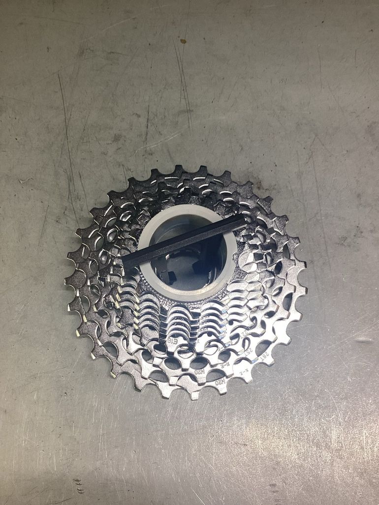 Used Sram Cassette Force/Rival 10v 12/28 bike — image 2 of 5