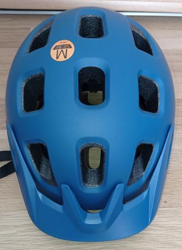 Used Bell Neuf Helmet 2025 bike — image 10 of 10