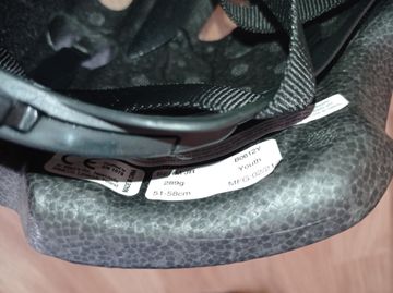 Used Bell Neuf Helmet 2025 bike — image 6 of 10