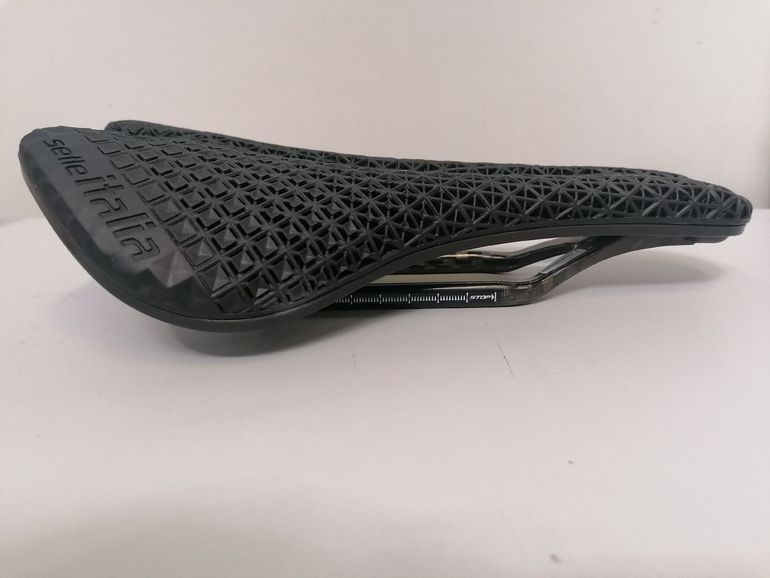 Used Selle Italia Novus evo boost 3d 2025 bike — image 1 of 4