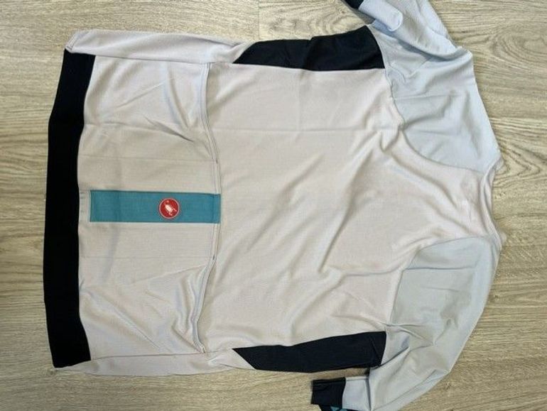 Used Castelli Entrata VI Cycling Jersey bike — image 2 of 7