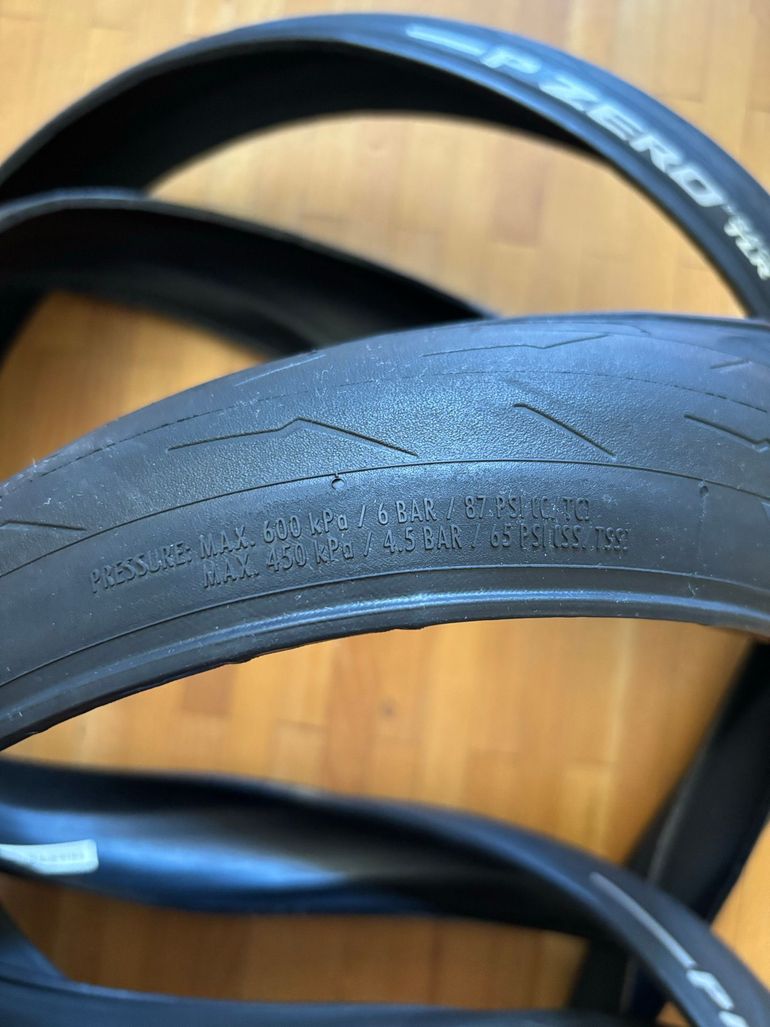 Used Pirelli P ZERO™ Road TLR 32c 2026 bike — image 8 of 9