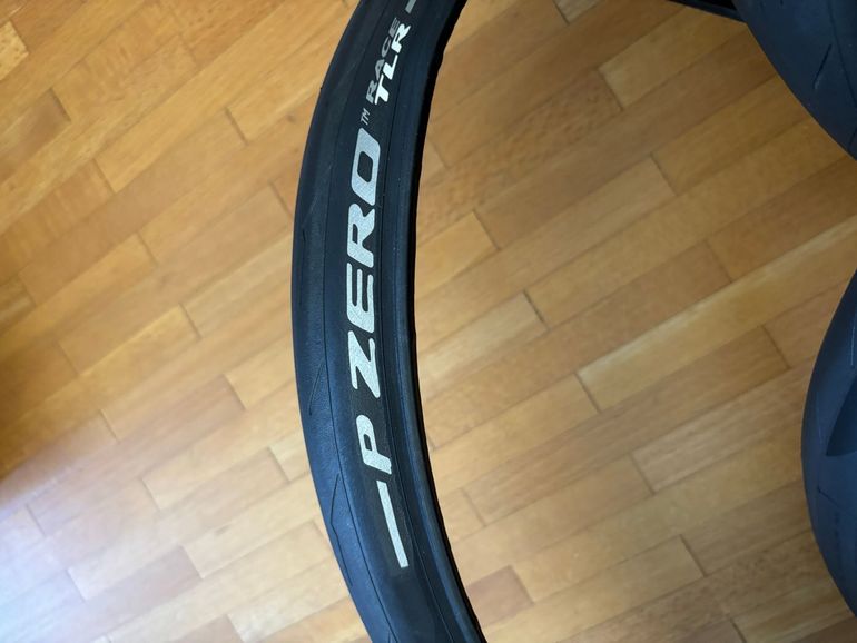 Used Pirelli P ZERO™ Road TLR 32c 2026 bike — image 7 of 9