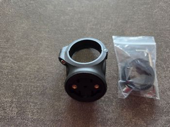 Used Garmin Supporto radar Varia 2026 bike — image 5 of 6