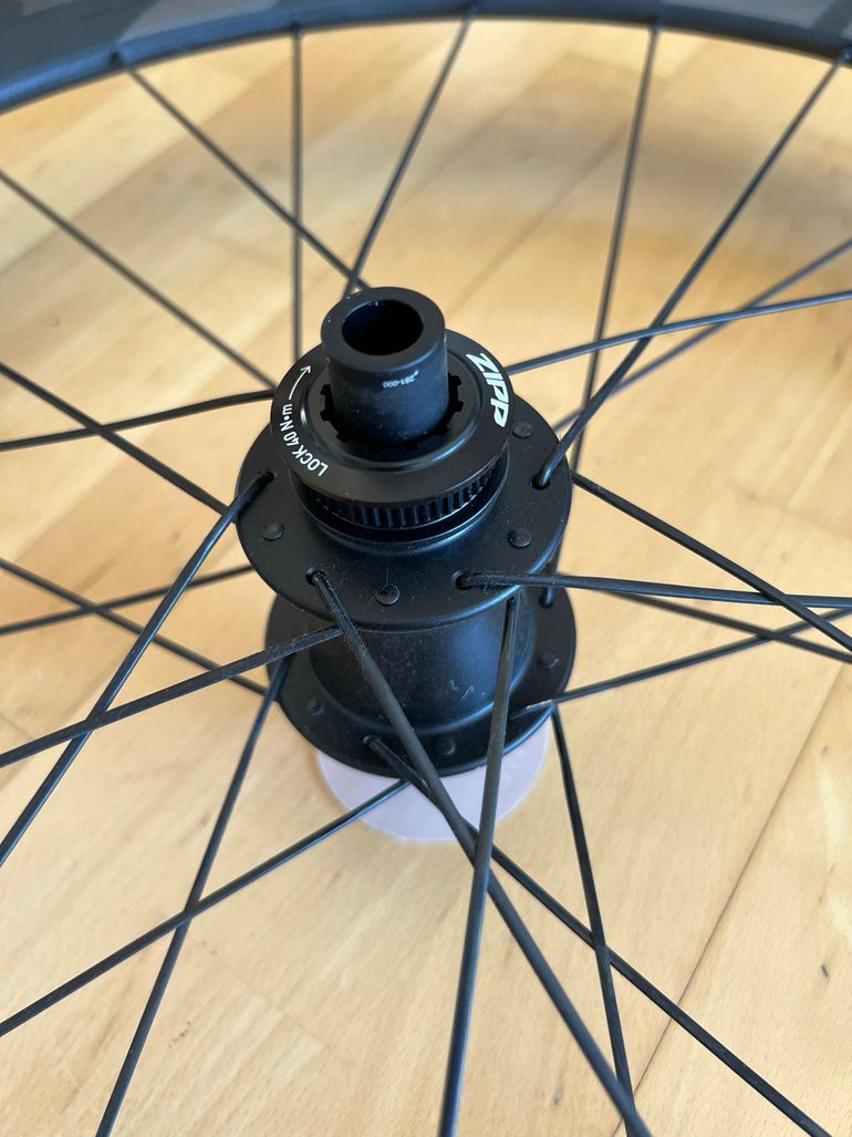 Used Zipp 404 Firecrest XD-R 2026 bike — image 5 of 7