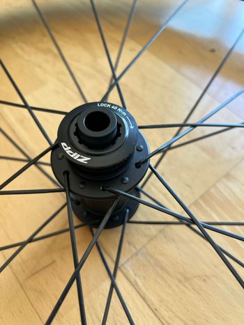Used Zipp 404 Firecrest XD-R 2026 bike — image 4 of 7