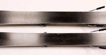 Used Atomic REDSTER X5 Skis 147cm 2025 bike — image 9 of 11