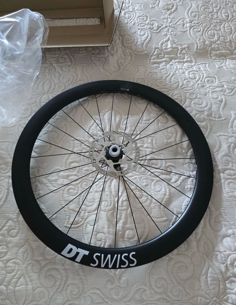 Used Dt Swiss Arc 1600 50mm Laufradsatz 2024 bike — image 1 of 4