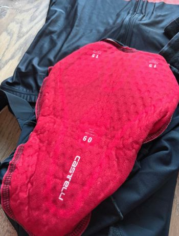 Used Castelli Completo ciclismo donna 2025 bike — image 5 of 9