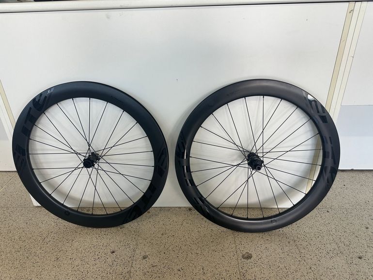Used Elite-Wheels elite 2025 bike — image 3 of 8