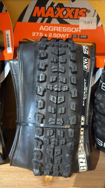 Tweedehands Maxxis Cubierta Tyres & Tubes