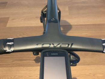 Used Roval Rapide 380x90 Integrated Handlebar 2025 bike — image 4 of 5