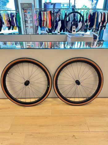 Used Roval Terra C 2025 bike