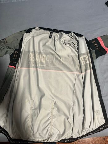Used Gobik Conjunto ciclismo bike — image 4 of 8
