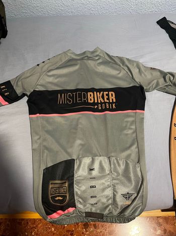 Used Gobik Conjunto ciclismo bike — image 3 of 8
