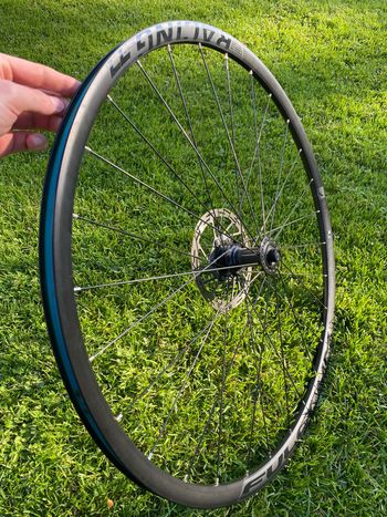 Used Fulcrum Racing 77 DB CL Wheelset bike — image 4 of 10