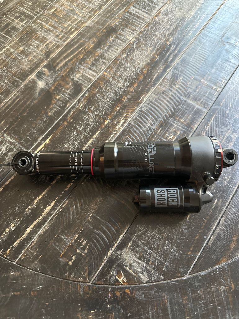 Used RockShox Super Deluxe Select 2022 bike — image 3 of 3