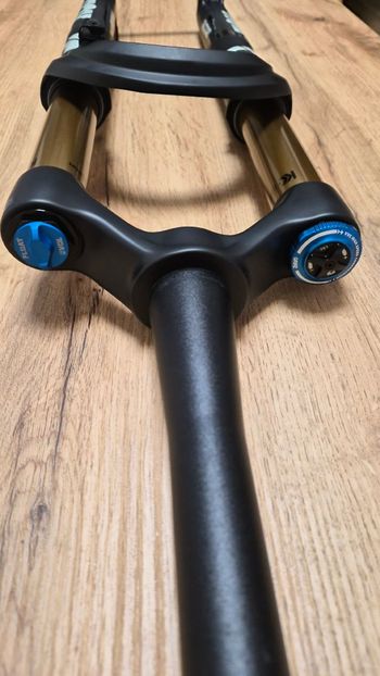 Used Fox 34 Factory 130mm 29" GRIP2 2024 bike — image 3 of 6