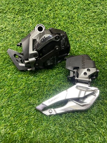 Used Sram Rival AXS Rear Derailleur 2025 bike — image 2 of 7