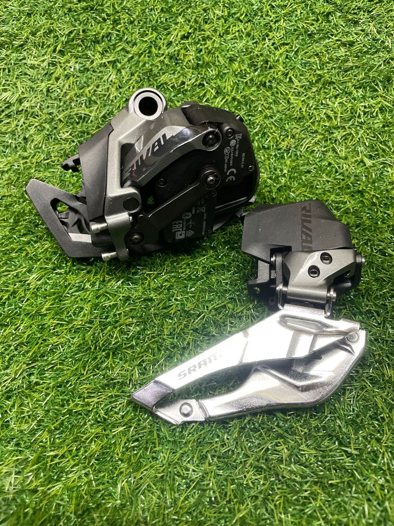 Used Sram Rival AXS Rear Derailleur 2025 bike — image 2 of 7