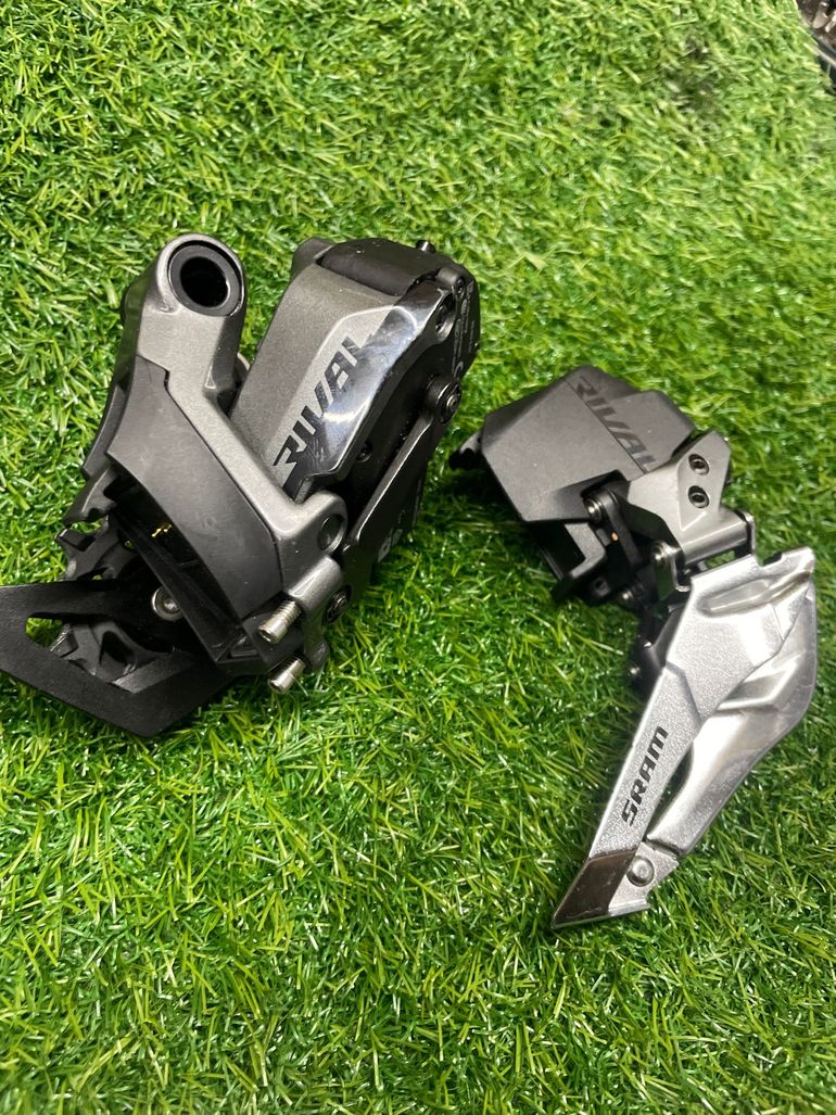 Used Sram Rival AXS Rear Derailleur 2025 bike — image 3 of 7