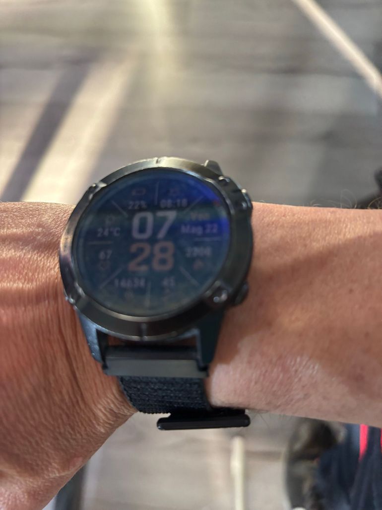Used Garmin fēnix 6 Pro GPS Watch 2020 bike — image 3 of 6