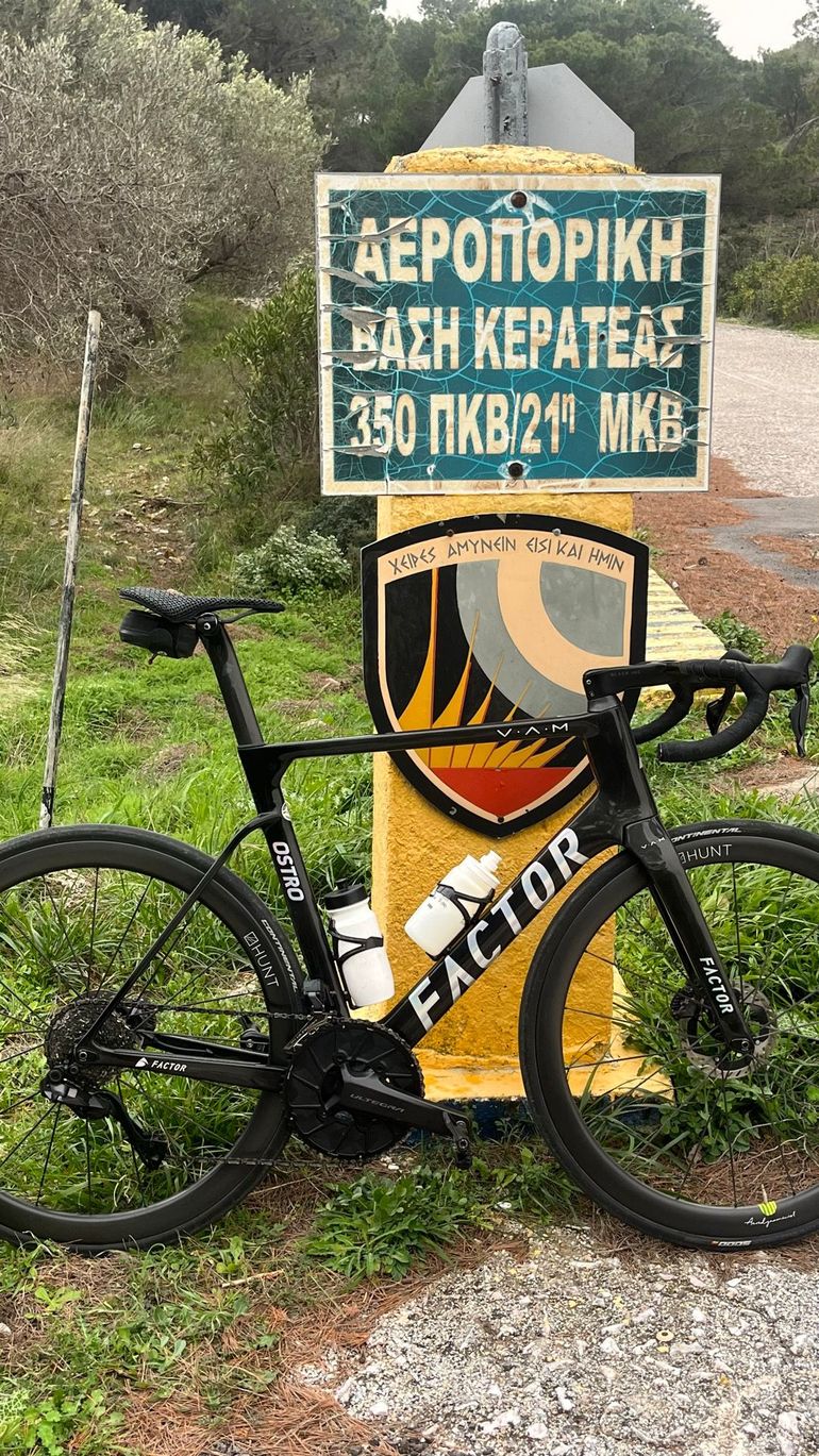 Used Black Inc Handlebar 2023 bike — image 1 of 4