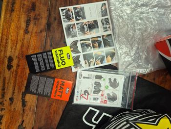 Used Airoh TWIST 2.0 ROCKSTAR 020 MATT bike — image 8 of 9