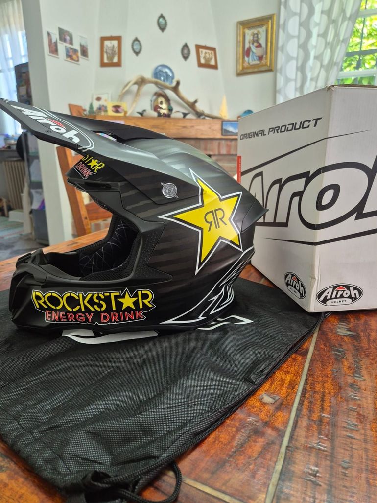 Used Airoh TWIST 2.0 ROCKSTAR 020 MATT bike — image 1 of 9