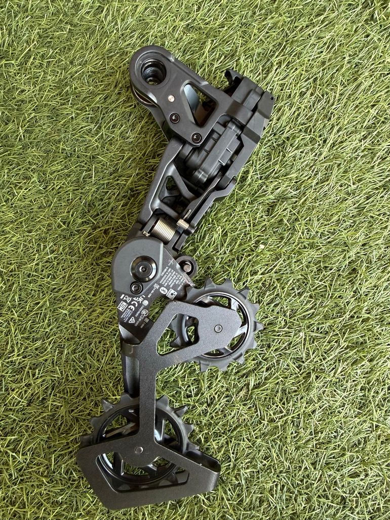 Used Sram Rival XPLR 13V Axs 2026 bike — image 6 of 13